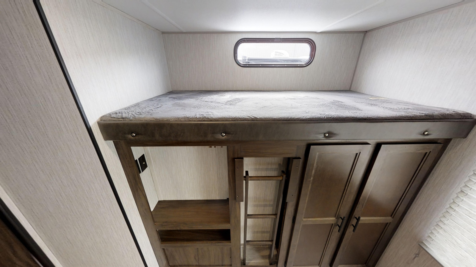 2018 Forest River Cherokee Bunk House 34